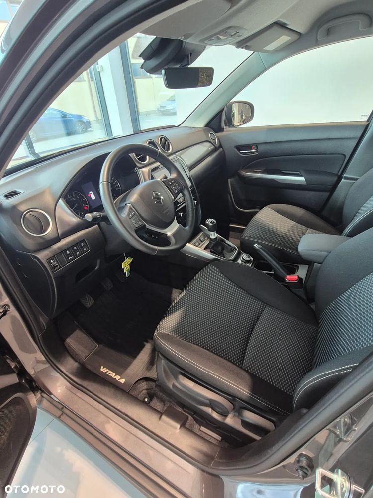 Suzuki Vitara 1.4 Boosterjet mHEV Premium Plus 4WD - 9
