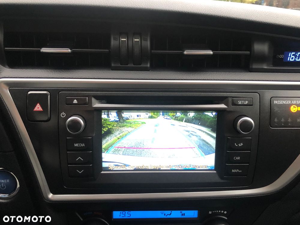 Toyota Auris - 20