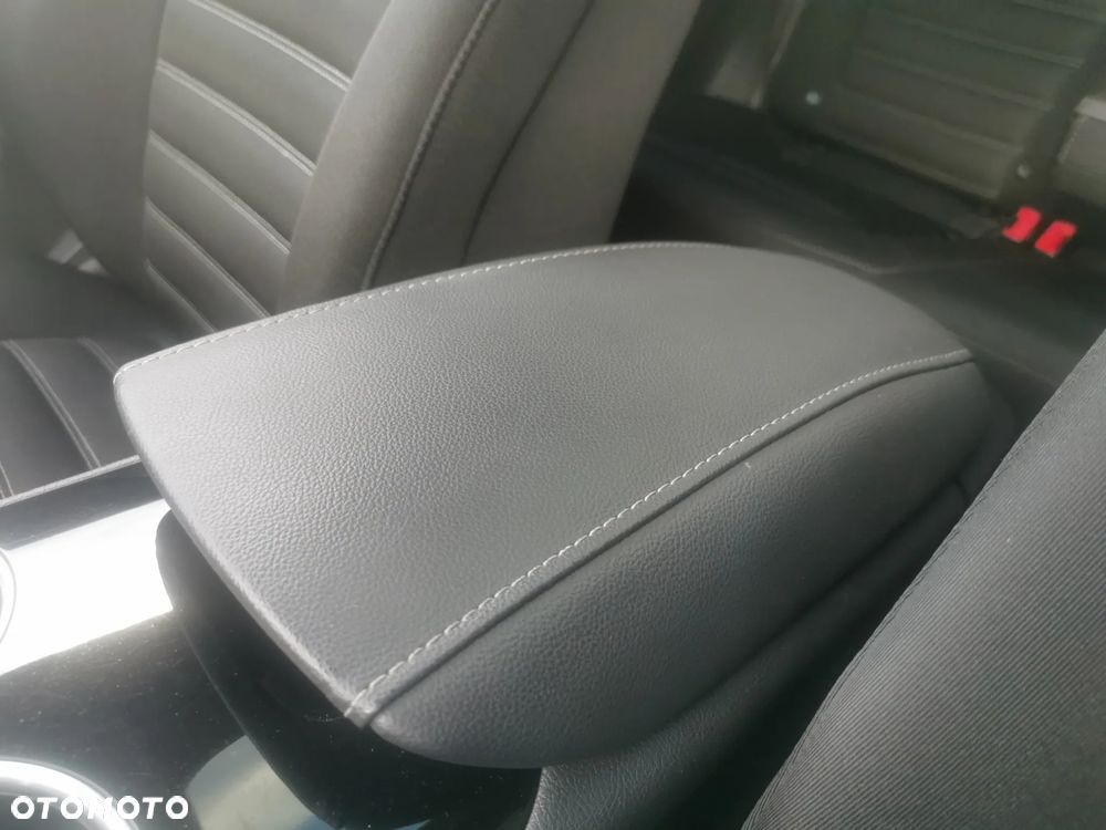 Ford Mondeo 2.0 TDCi Titanium - 21