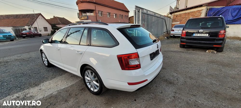 Skoda Octavia 1.4 TSI AMBITION - 6