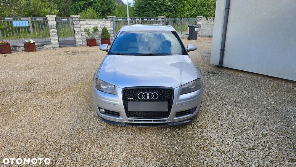 Audi A3 Sportback 2.0 TDI DPF Quattro Ambiente - 1