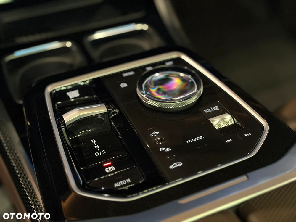 BMW Seria 7 740d xDrive mHEV M Sport sport - 27