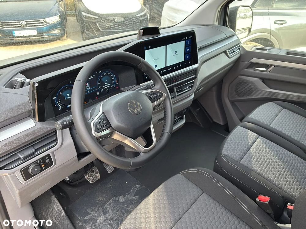 Volkswagen Caravelle - 14