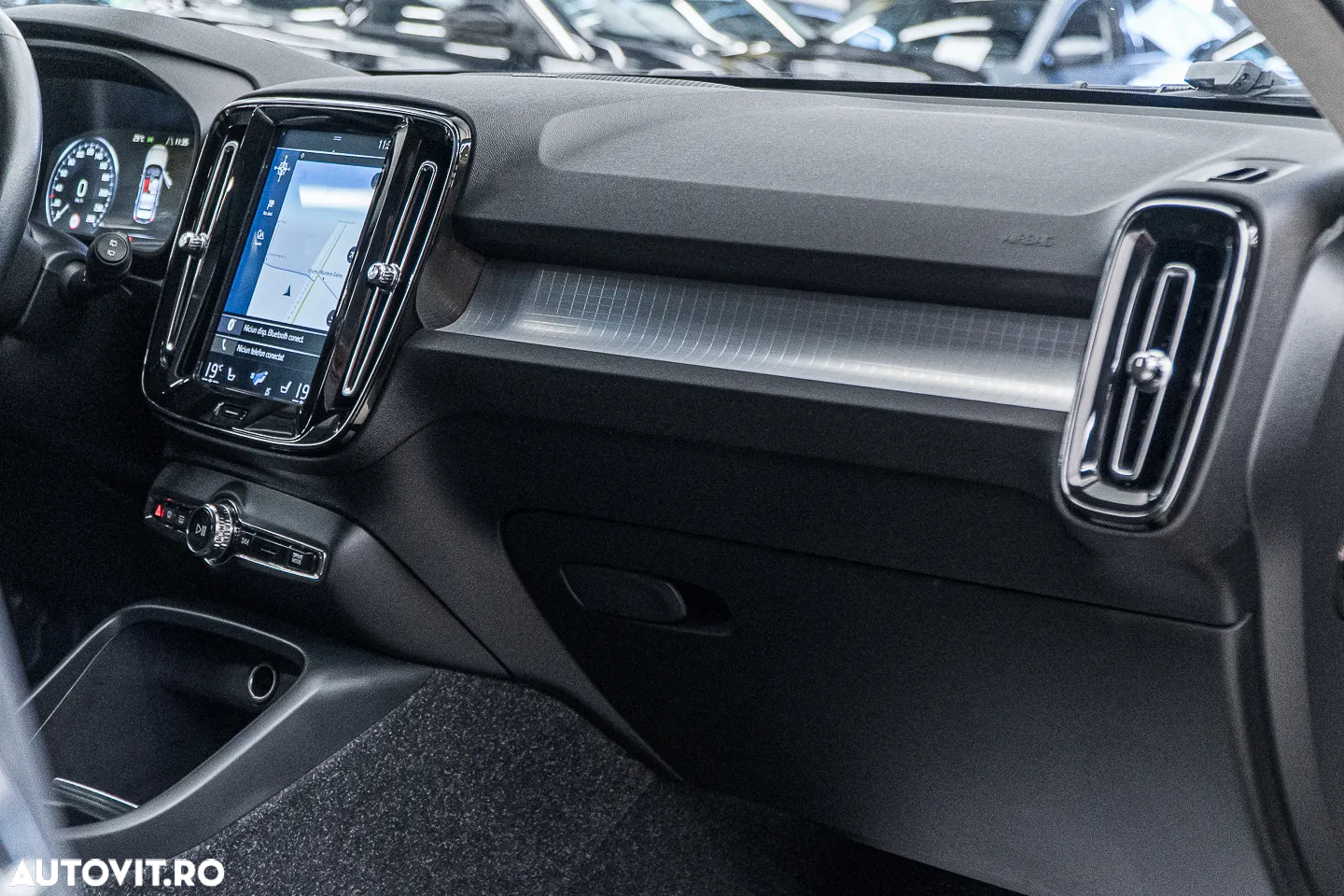 Volvo XC 40 T4 AWD Geartronic Inscription - 34