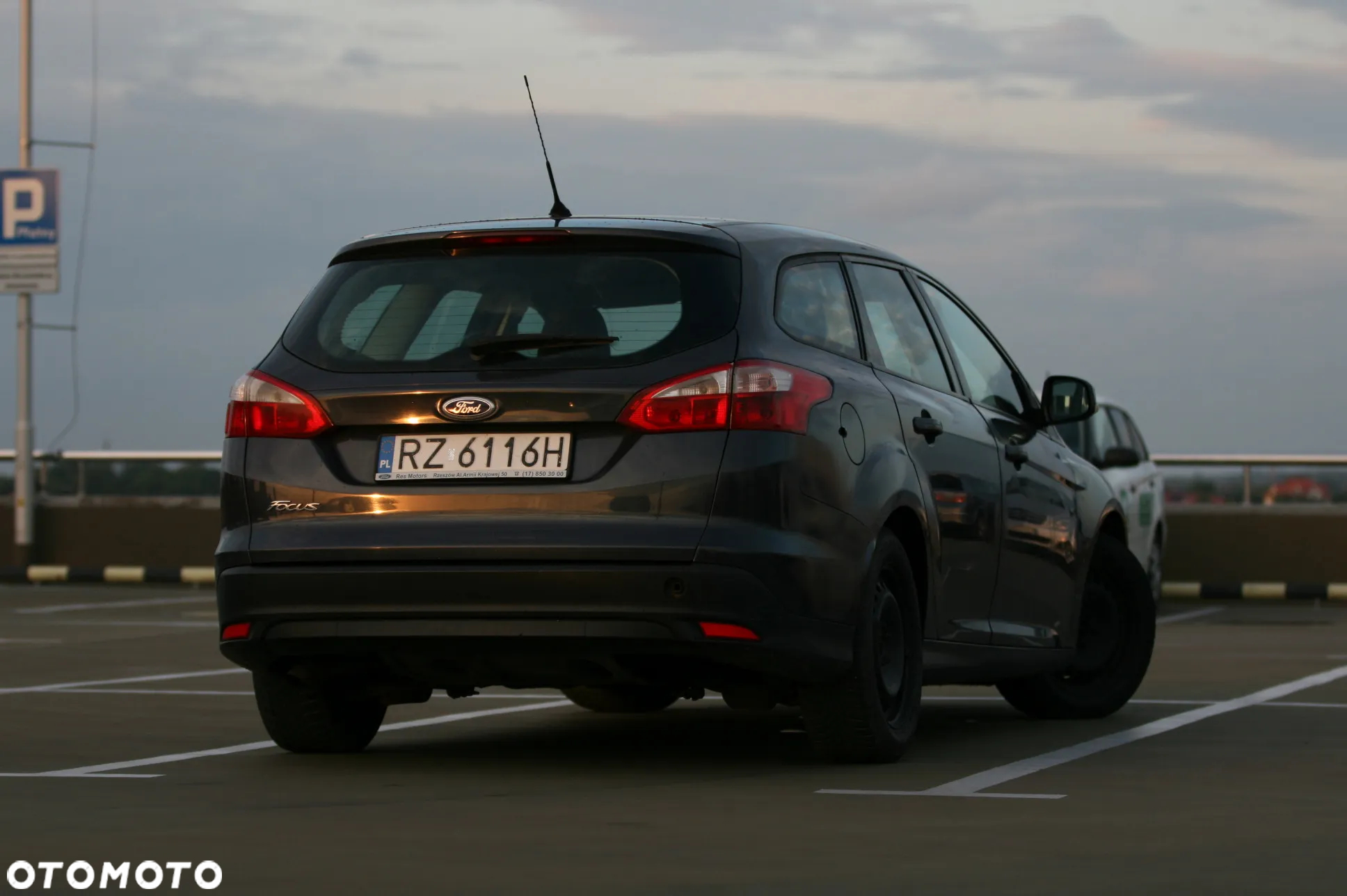 Ford Focus 1.6 TDCi Ambiente - 7