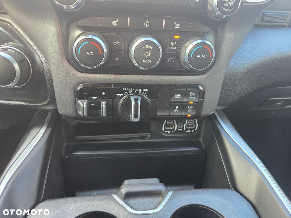 RAM 1500 Quad Cab Longbed Bighorn - 28