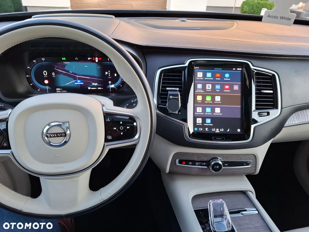 Volvo XC 90 - 18