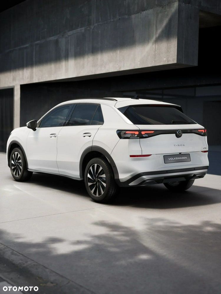Volkswagen T-Roc - 11