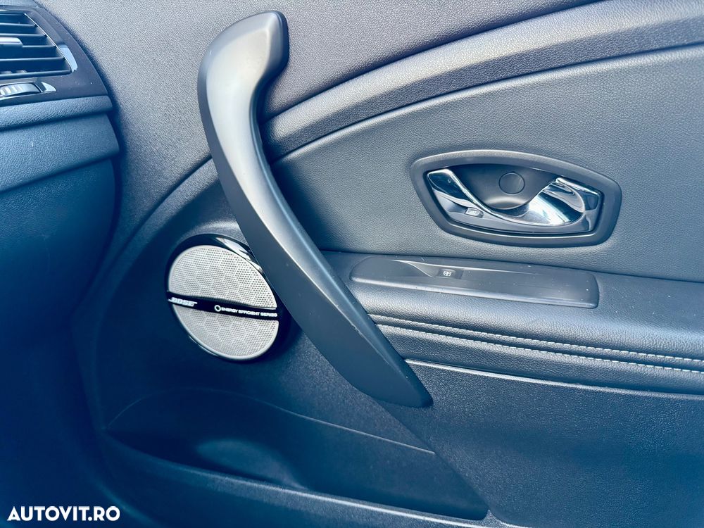 Renault Megane ENERGY dCi 130 Start & Stop Bose Edition - 16