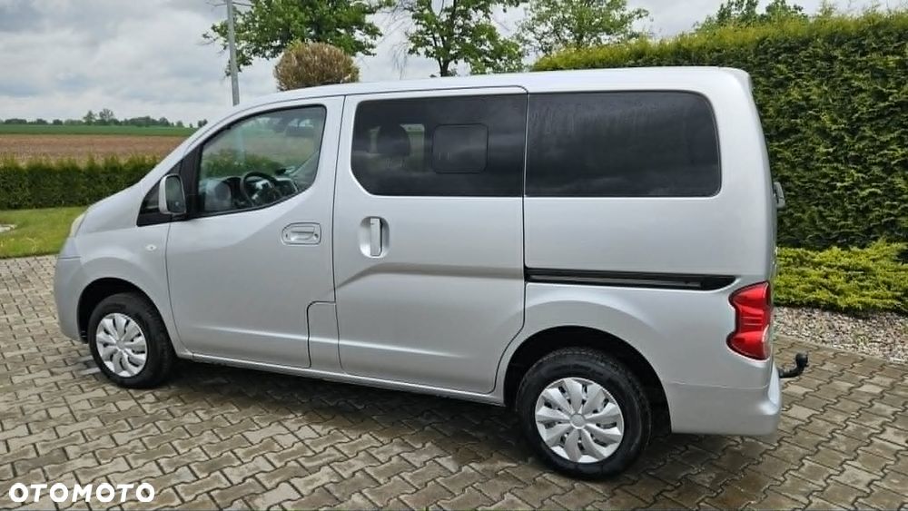 Nissan NV 200 Evalia - 20