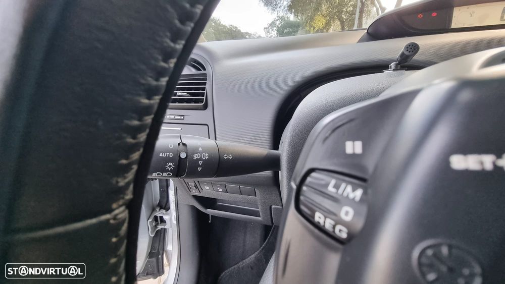 Citroën C4 1.6 HDi VTR Pack - 20