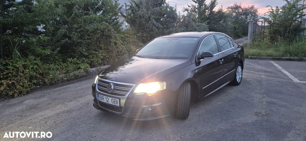 Volkswagen Passat 2.0 TDI DPF Blue TDI Highline - 9