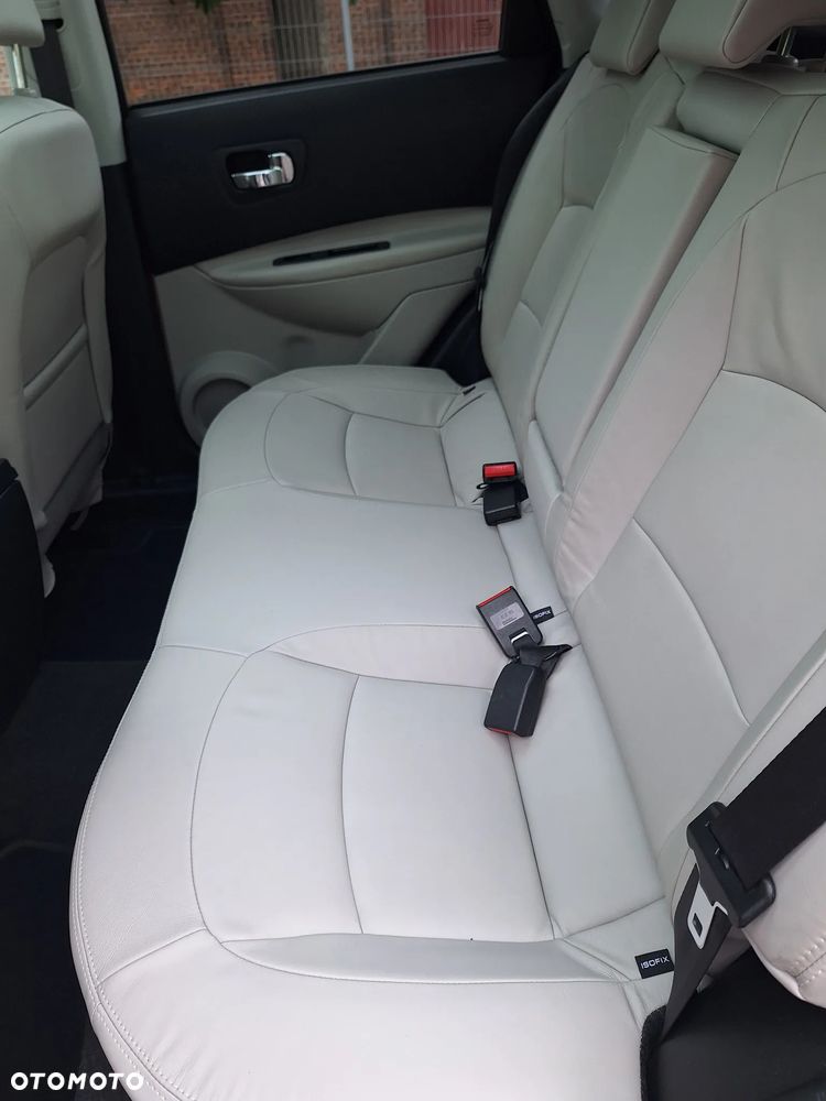 Nissan Qashqai 1.6 dCi DPF tekna - 35