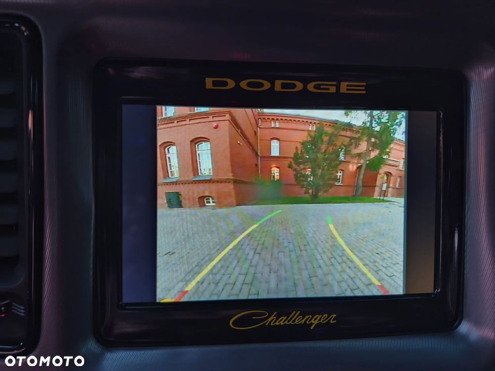 Dodge Challenger - 21