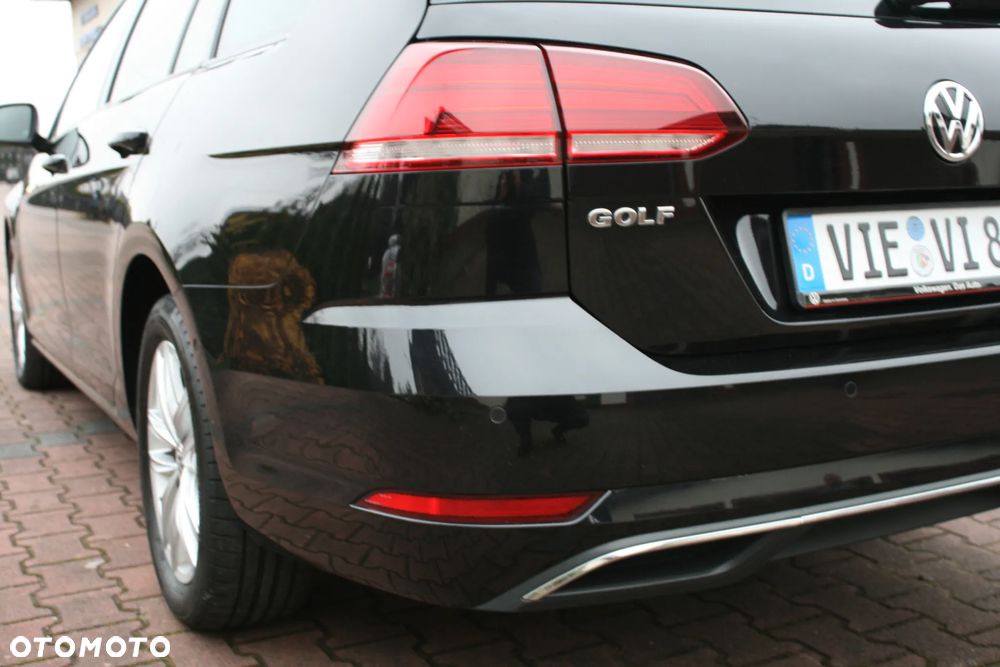 Volkswagen Golf 2.0 TDI SCR DSG Comfortline - 11