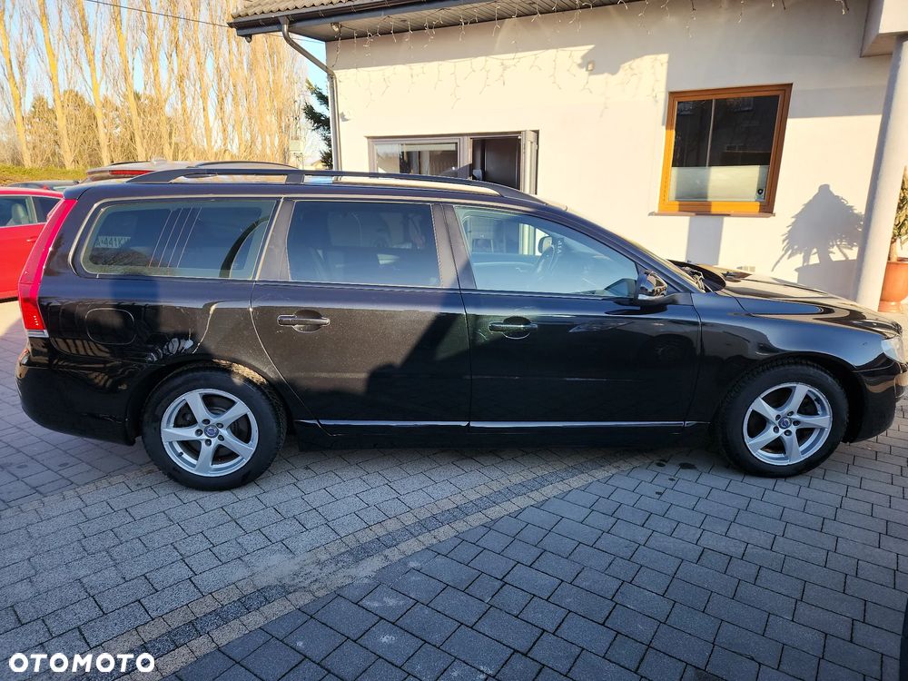 Volvo V70 D4 Geartronic Summum - 34