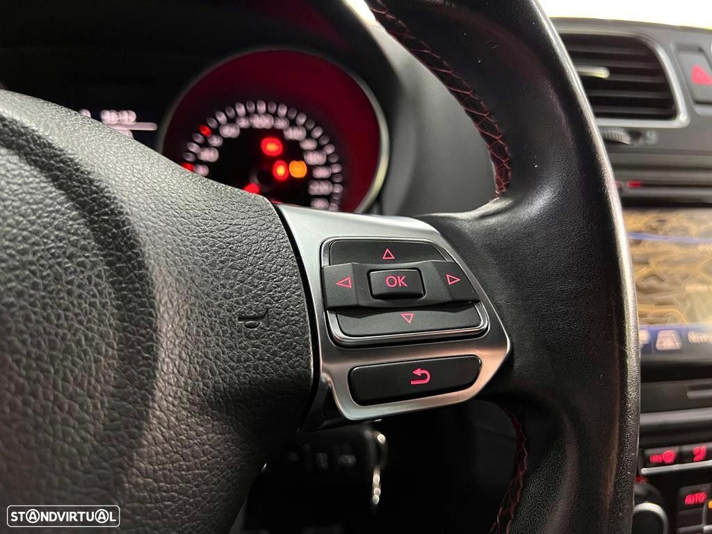 VW Golf 2.0 TSi GTI DSG - 19