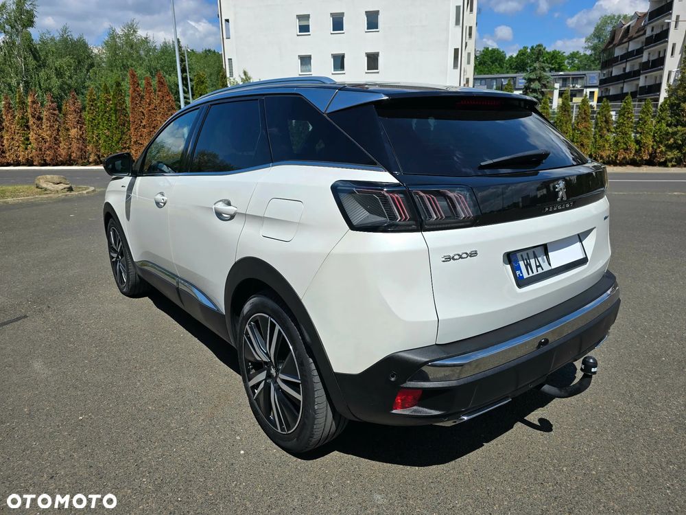 Peugeot 3008 1.6 PureTech HYbrid GT Line S&S EAT8 - 6