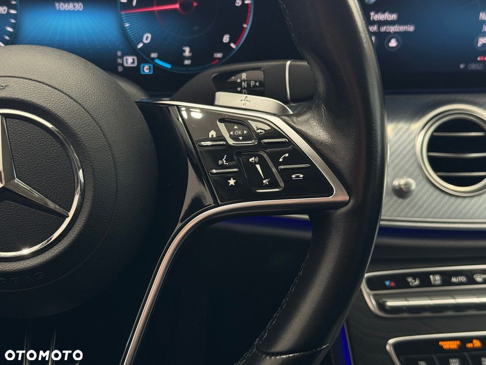 Mercedes-Benz Klasa E - 24