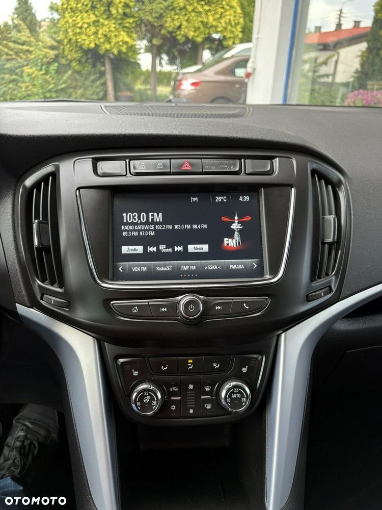 Opel Zafira - 25