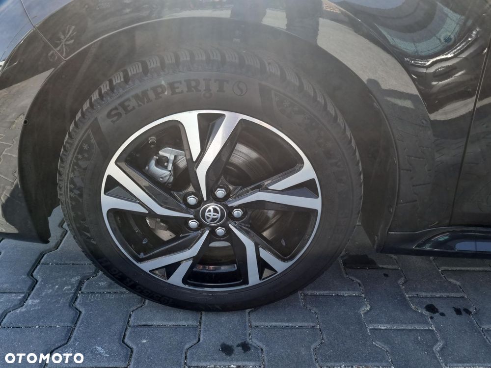 Toyota Yaris Hybrid 1.5 Style - 3