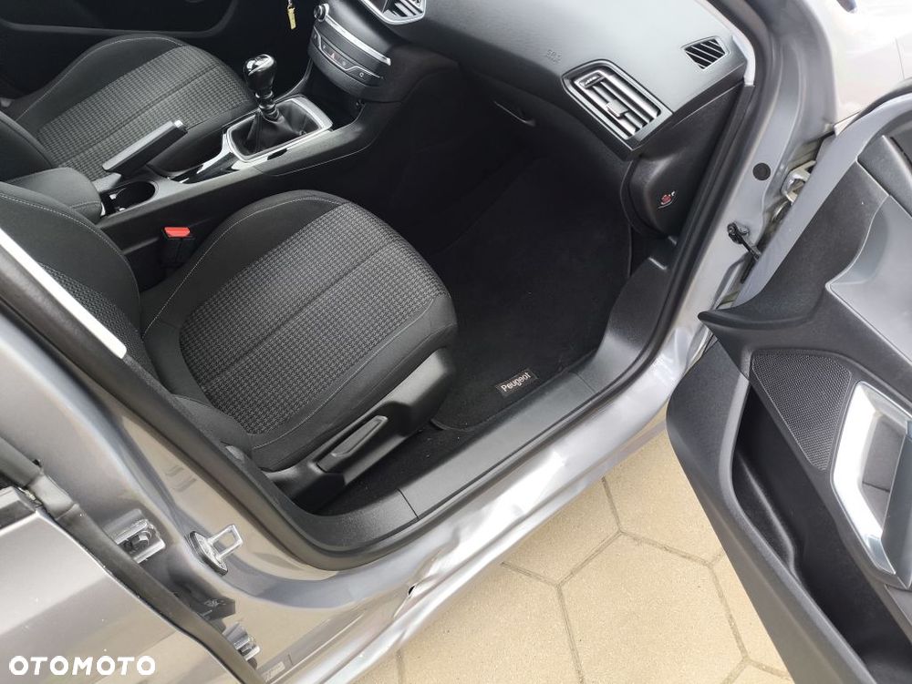 Peugeot 308 BlueHDi 100 Stop & Start Active Pack - 13