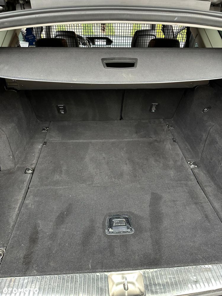 Mercedes-Benz Klasa E 350 CDI DPF 4Matic BlueEFFICIENCY 7G-TRONIC Avantgarde - 28