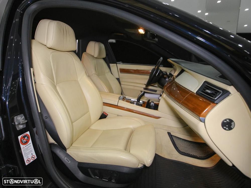 BMW 730 - 8