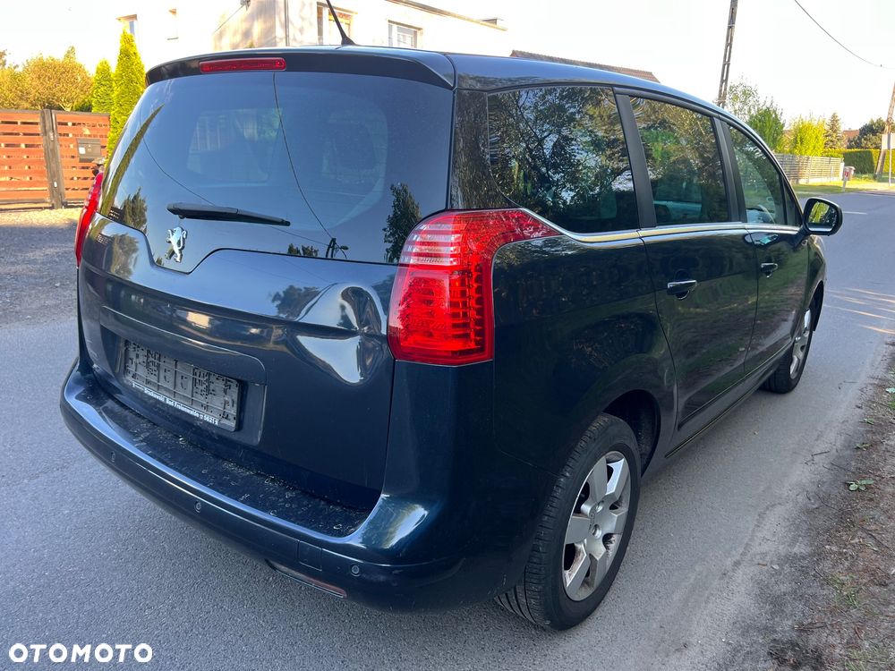 Peugeot 5008 1.6 HDi Premium - 9