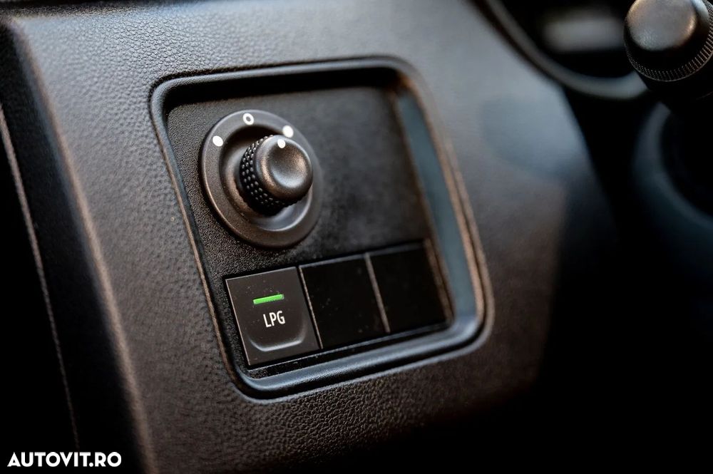 Dacia Duster TCe 100 2WD Access - 11