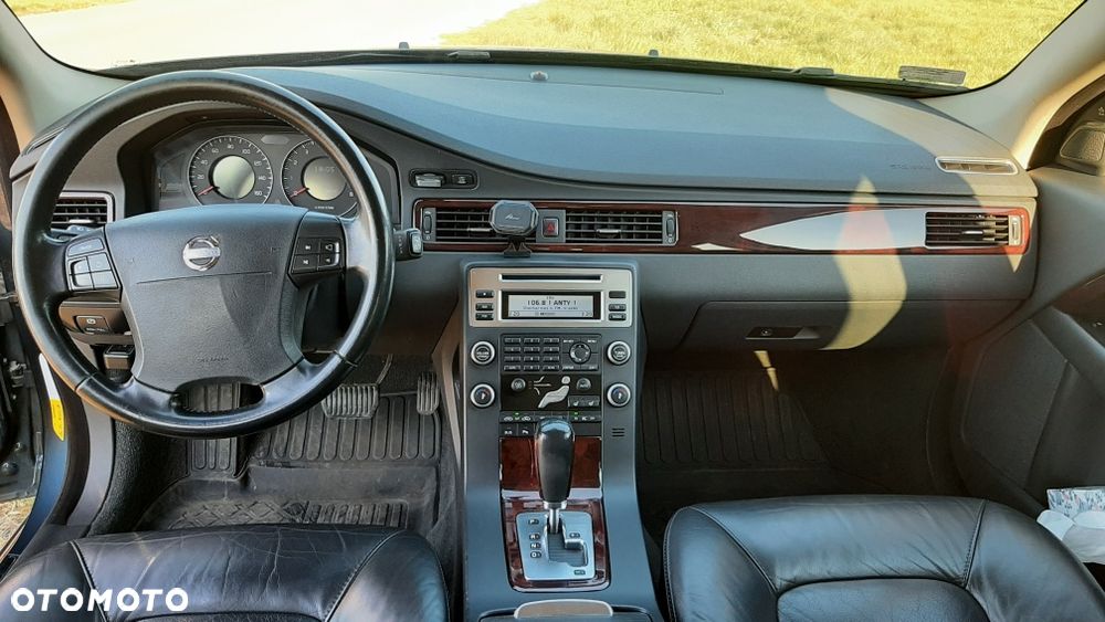 Volvo XC 70 - 6