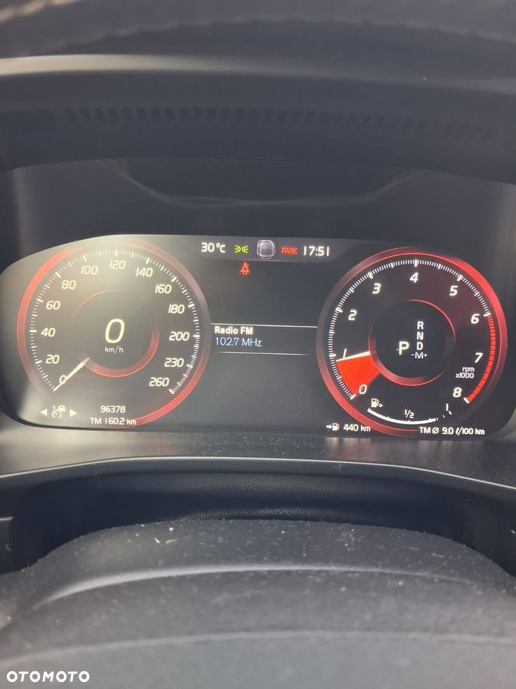 Volvo XC 40 - 5