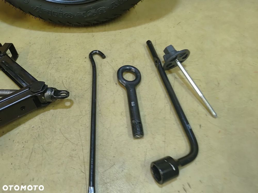 HYUNDAI I10 I KOŁO DOJAZDOWE LEWAREK KLUCZ 07-13 - 3