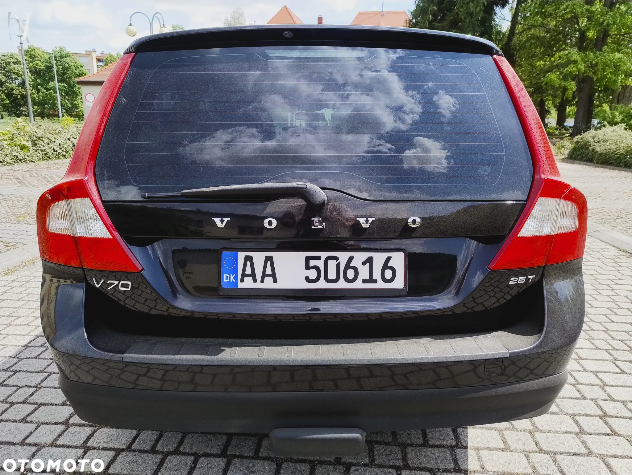Volvo V70 2.5T Summum - 4