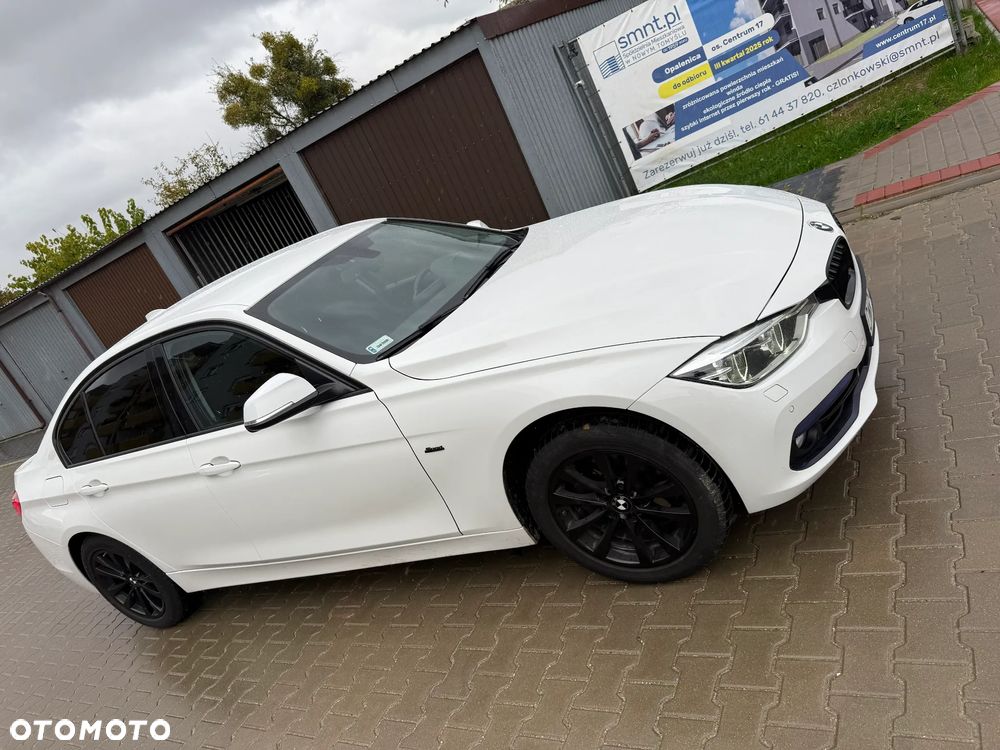 BMW Seria 3 318i - 8