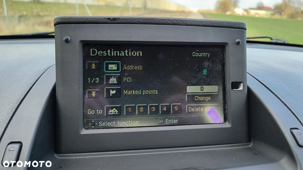 Toyota Avensis - 31