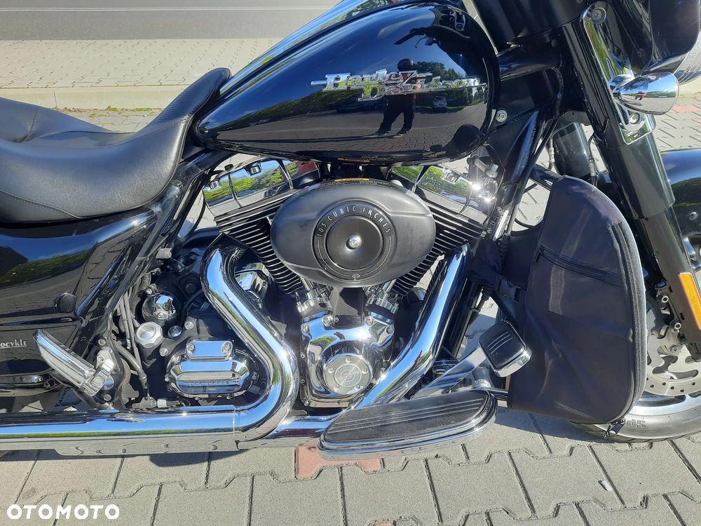 Harley-Davidson Touring Street Glide - 6
