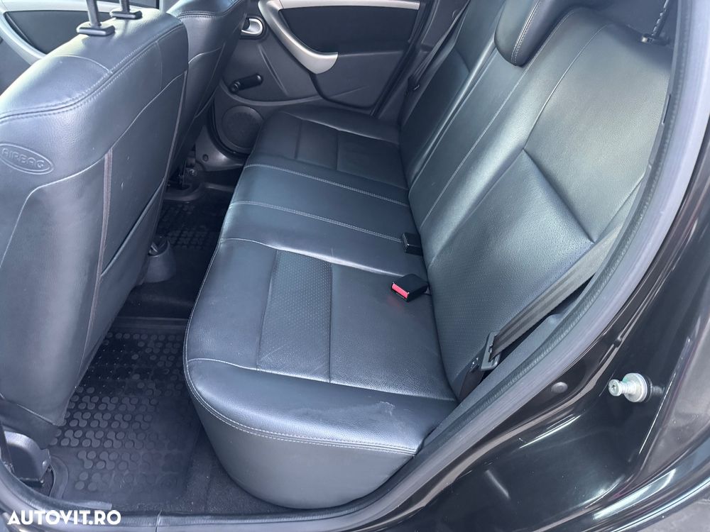 Dacia Duster dCi 110 FAP 4x4 Laureate - 19