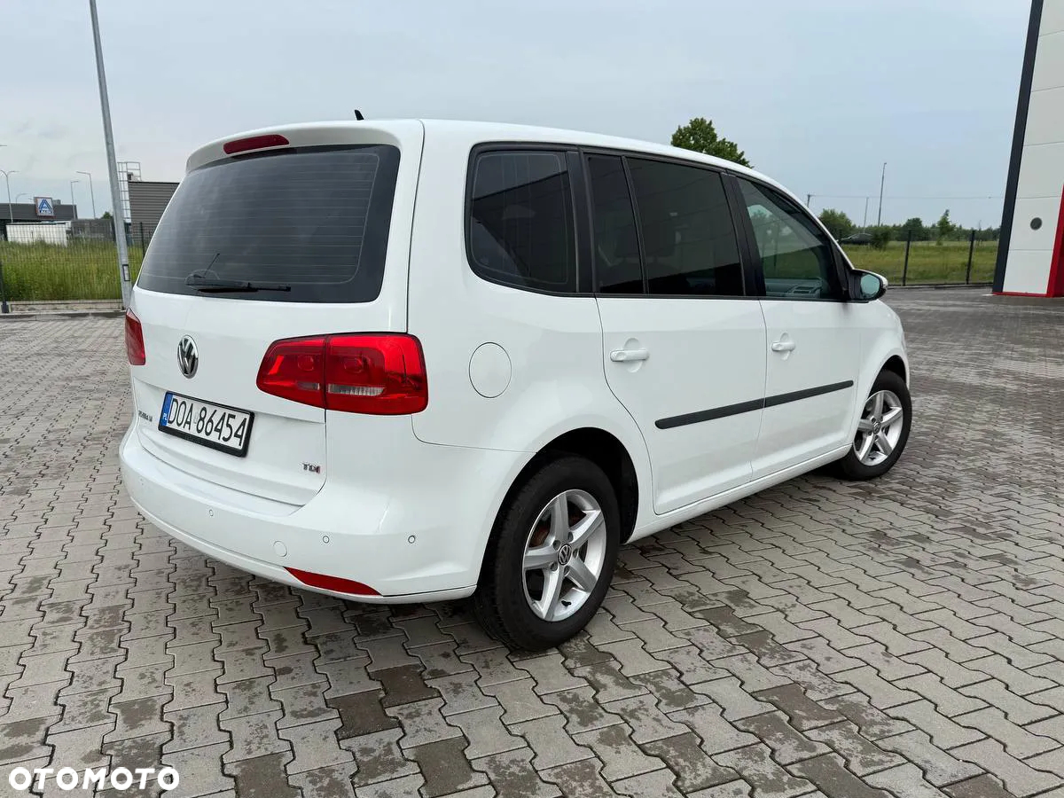 Volkswagen Touran 1.6 TDI DPF BlueMot Comfortline - 10