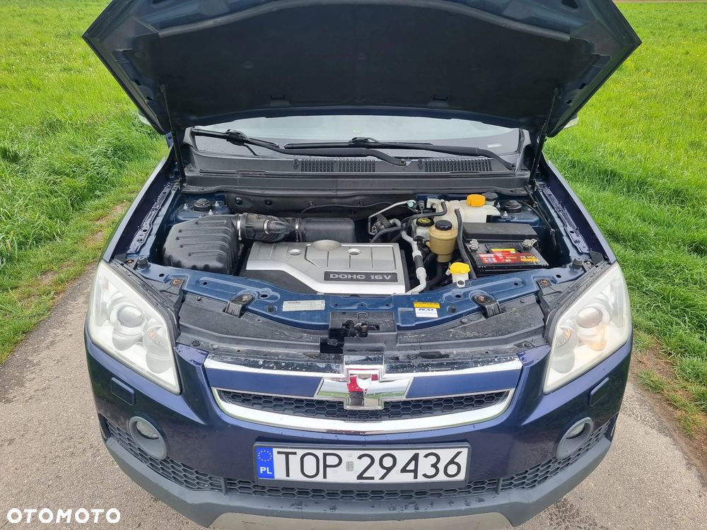 Chevrolet Captiva 2.4 4WD 7 Sitzer LT - 3