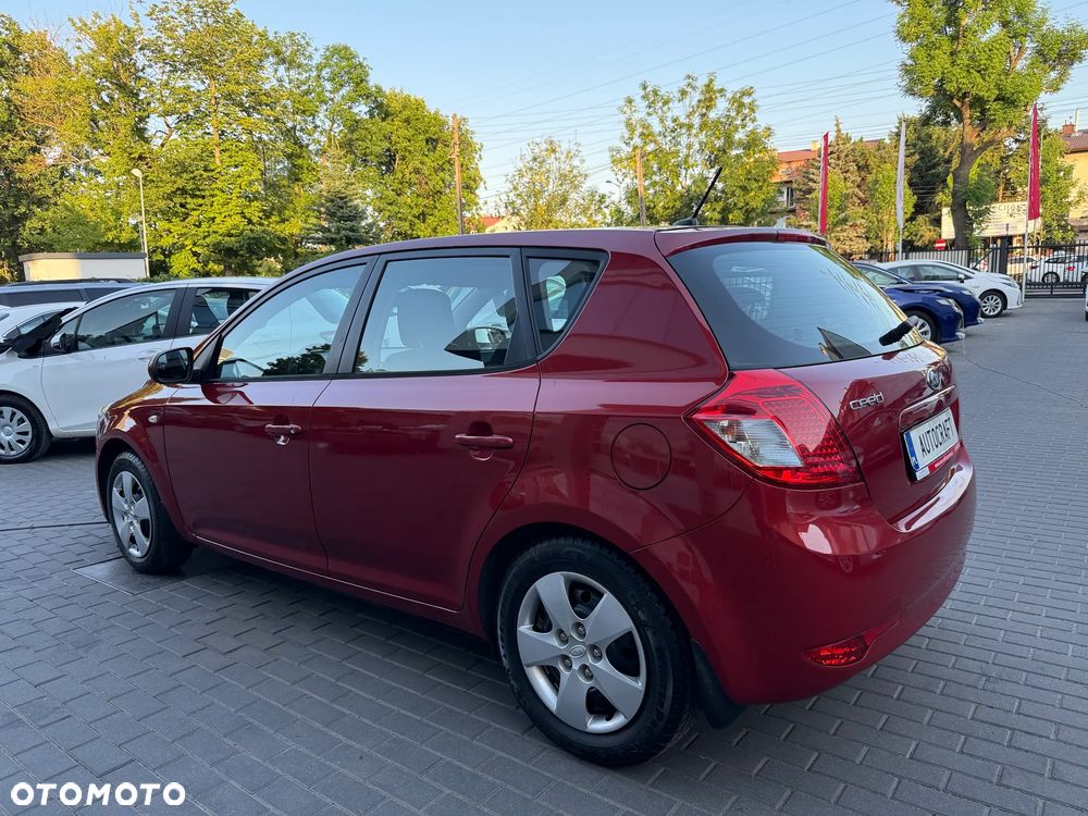Kia Ceed 1.4 Comfort + - 20