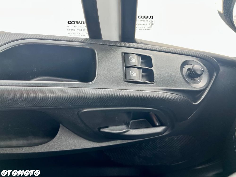 Iveco Iveco Daily 35-140 2018 Rok Doka 7 Osób Kiper - 14