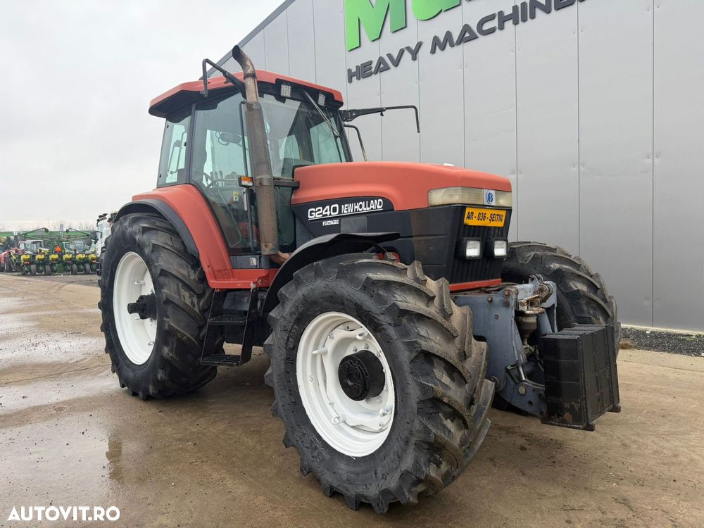 New Holland G240 Tractor - 3