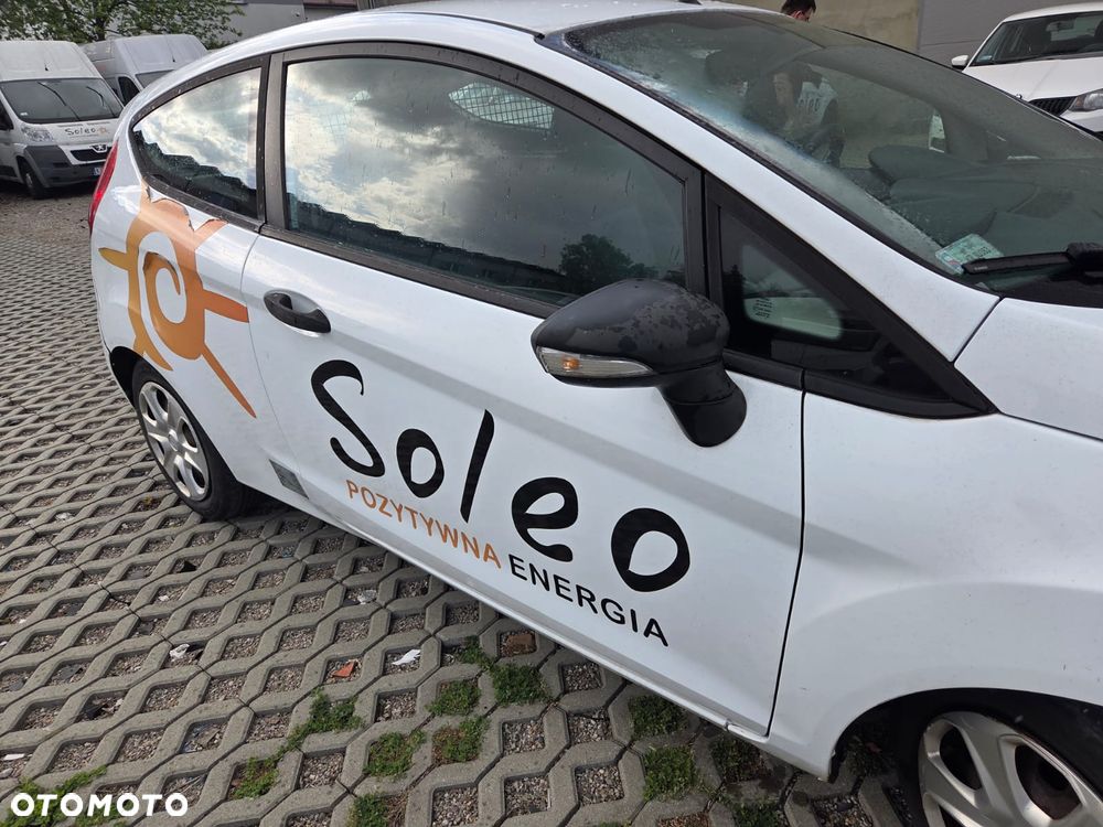 Ford Fiesta - 9