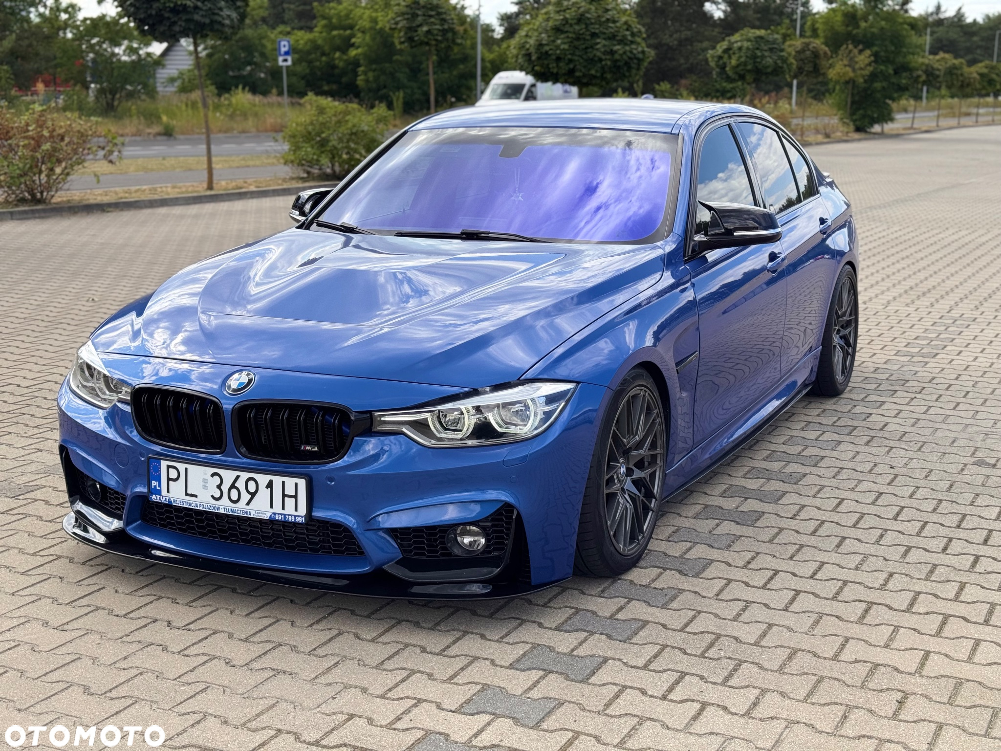 BMW Seria 3 318i Touring M Sport - 10