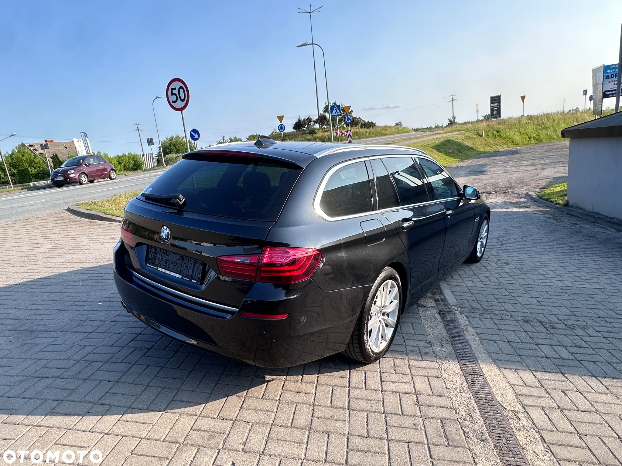 BMW Seria 5 520d Touring Luxury Line - 9