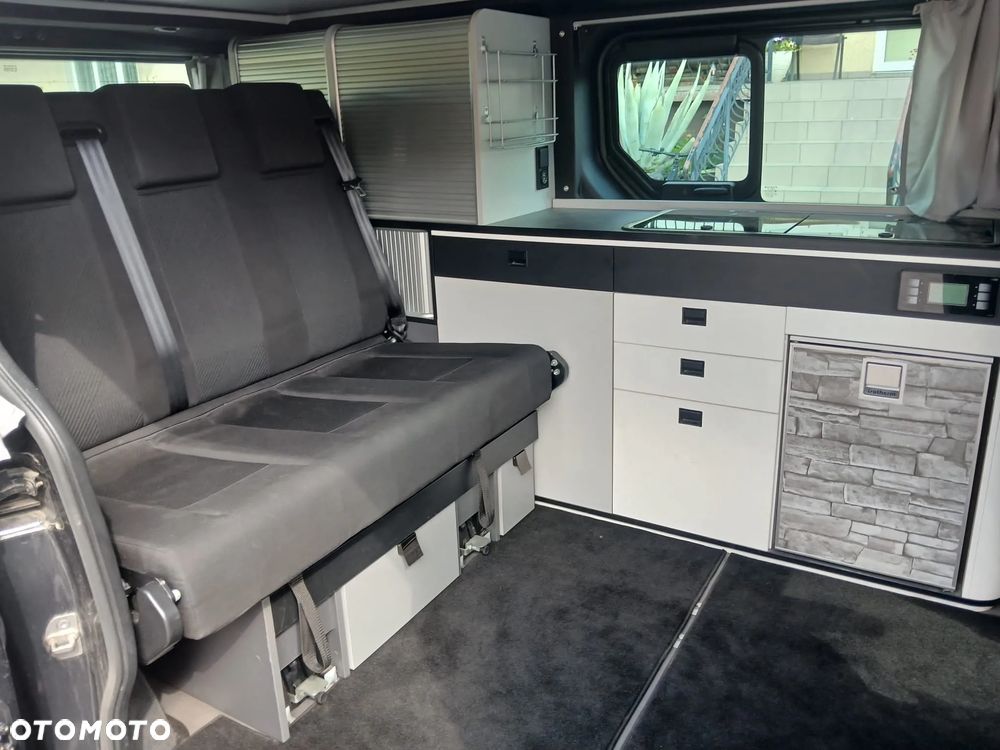 Renault Trafic 2.0 dCi - 20