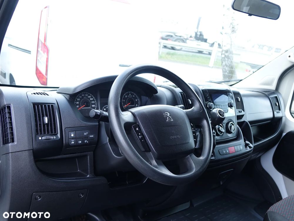 Peugeot Boxer L1H1 - 14