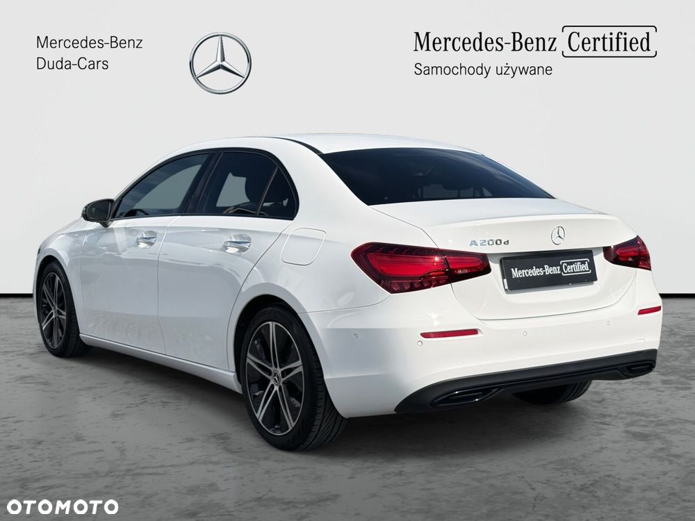 Mercedes-Benz Klasa A 200 d Progressive 8G-DCT - 4