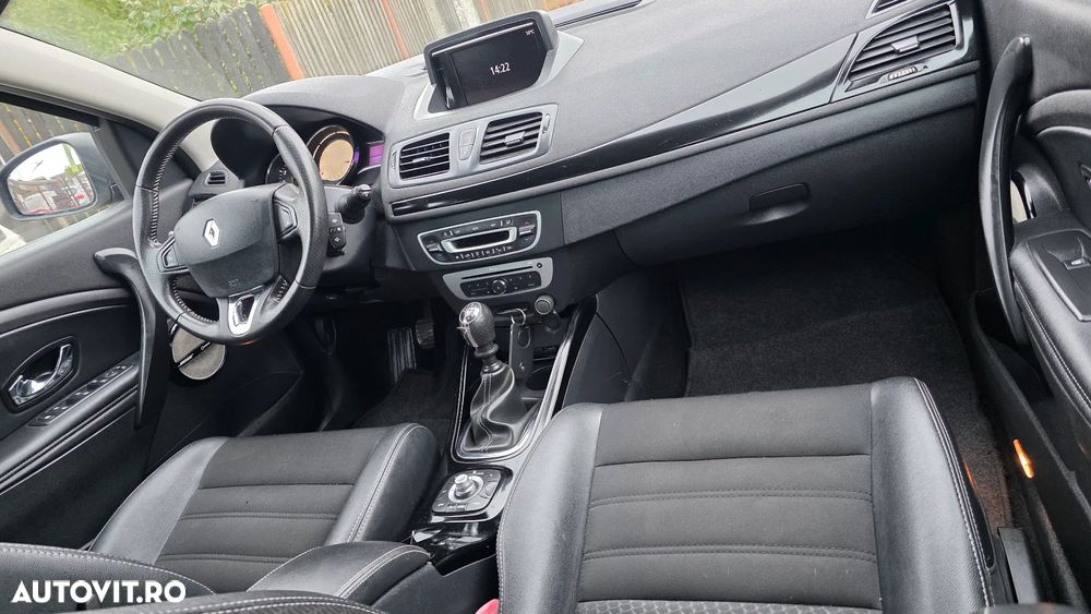 Renault Megane ENERGY dCi 110 Start & Stop Bose Edition - 3